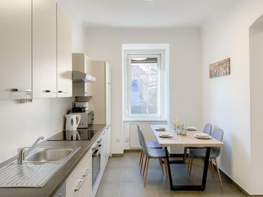 Lend - Design Apartment 2 Грац Екстериор снимка